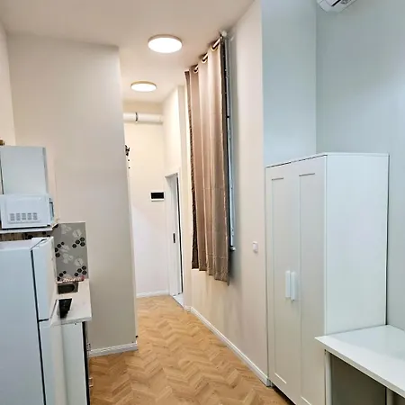 Apartment Designer Near Kalvin Square *