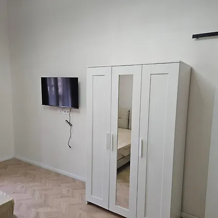 Apartment Designer Near Kalvin Square Budapest