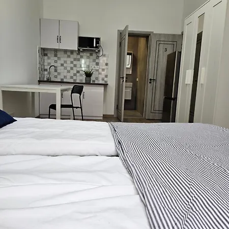 Apartman Designer Near Kalvin Square *